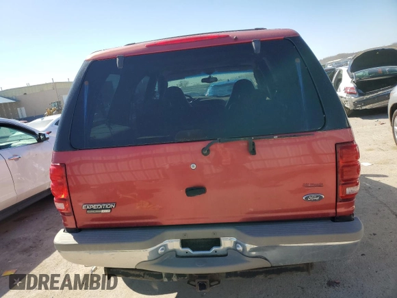 2002 Ford Expedition Eddie Bauer with VIN 1FMPU18L92LA82606, listed as a Copart auction lot 49961395 with 246,183 mi miles and Salvage title. Bid and sale history available at DreamBid. Image 6.