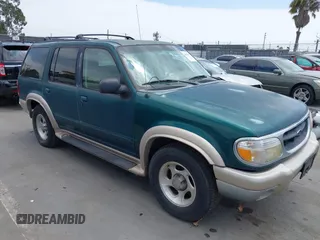 1999 Ford Explorer XLT z VIN 1FMZU32E7XZA43211, wystawiony jako IAAI lot #42162142 z przebiegiem 200 469 mil mil oraz . Historia ofert i sprzedaży dostępna na DreamBid. Obrazek 1.