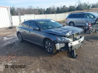 2021 Nissan Altima 2.5 SV with VIN 1N4BL4DV1MN417395, listed as a IAAI auction lot 41180100 with 162,422 mi miles. Bid and sale history available at carsss.com. Image 1.