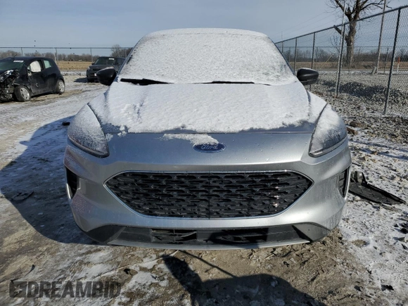 2022 Ford Escape SE z VIN 1FMCU0G65NUB84732, wystawiony jako Copart lot #45324985 z przebiegiem 30 812 mil mil oraz Szkoda całkowita • Salvage title. Historia ofert i sprzedaży dostępna na DreamBid. Obrazek 5.