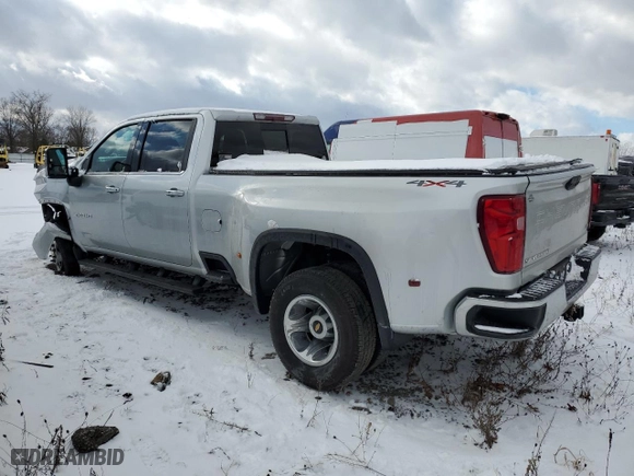 2022 Chevrolet Silverado 3500HD LTZ with VIN 1GC4YUEY3NF128303, listed as a Copart auction lot 83775884 with 25,331 mi miles and Salvage Title. Bid and sale history available at carsss.com. Image 2.