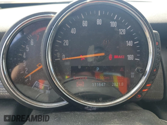 2016 MINI Hardtop with VIN WMWXP5C57G3B14701, listed as a Copart auction lot 58351545 with 111,647 mi miles and Salvage title. Bid and sale history available at DreamBid. Image 9.