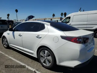 2016 Kia Optima Hybrid EX with VIN KNAGN4AD7G5097975, listed as a Copart auction lot 68545594 with 170,521 mi miles and Clean Title. Bid and sale history available at carsss.com. Image 2.