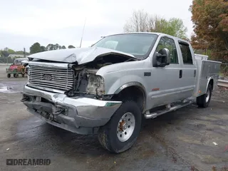 2003 Ford Super Duty F-250 XL with VIN 1FTNW21P43EC77382, listed as a IAAI auction lot 41912332 with 417,038 mi miles. Bid and sale history available at carsss.com. Image 18.