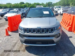 2023 Jeep Compass Limited с VIN 3C4NJDCN2PT534664, выставлен на аукционе IAAI как лот 42187902 с пробегом 26 366 миль миль и . История ставок и продаж доступна на DreamBid. Изображение 13.