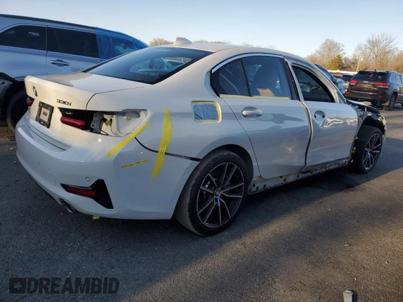 2020 BMW 3 Series 330i xDrive with VIN WBA5R7C05LFH70437, listed as a Copart auction lot 47979785 with 70,224 mi miles and Salvage Title. Bid and sale history available at DreamBid. Image 3.