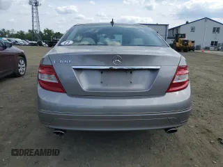 2009 Mercedes-Benz C 300 Sport z VIN WDDGF54XX9F246359, wystawiony jako Copart lot #56791775 z przebiegiem 100 502 mil mil oraz Szkoda całkowita • Salvage title. Historia ofert i sprzedaży dostępna na DreamBid. Obrazek 6.