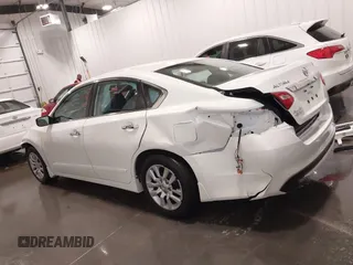 2016 Nissan Altima SV with VIN 1N4AL3AP5GC215428, listed as a IAAI auction lot 41712804 with 94,526 mi miles and . Bid and sale history available at DreamBid. Image 15.