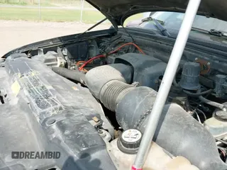 2002 Ford F-150 XLT с VIN 1FTRW08L62KC23963, выставлен на аукционе IAAI как лот 43452764 с пробегом 269 490 миль миль и . История ставок и продаж доступна на DreamBid. Изображение 12.