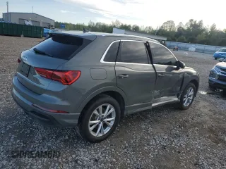 2023 Audi Q3 S line Premium z VIN WA1DECF35P1094199, wystawiony jako Copart lot #52099525 z przebiegiem 50 304 mil mil oraz Szkody całkowita. Historia ofert i sprzedaży dostępna na DreamBid. Obrazek 3.