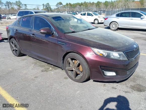 2015 Kia Optima EX with VIN 5XXGN4A75FG391608, listed as a IAAI auction lot 41817373 with 143,031 mi miles. Bid and sale history available at carsss.com. Image 1.