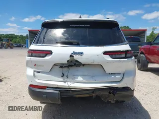 2021 Jeep Grand Cherokee Limited z VIN 1C4RJJBG1M8136228, wystawiony jako IAAI lot #42022735 z przebiegiem 82 017 mil mil oraz . Historia ofert i sprzedaży dostępna na DreamBid. Obrazek 16.