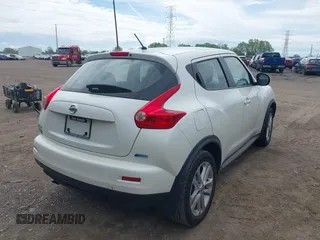 2014 Nissan Juke SV with VIN JN8AF5MR5ET362070, listed as a IAAI auction lot 42176294 with 101,489 mi miles and . Bid and sale history available at carsss.com. Image 4.