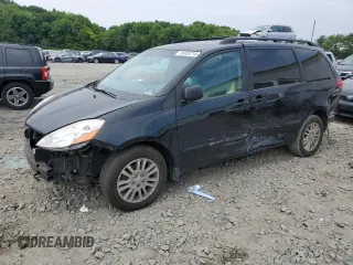 2010 Toyota Sienna XLE z VIN 5TDDK4CC0AS034012, wystawiony jako Copart lot #65028714 z przebiegiem Nie podano mil oraz Szkoda całkowita • Salvage title. Historia ofert i sprzedaży dostępna na DreamBid. Obrazek 1.