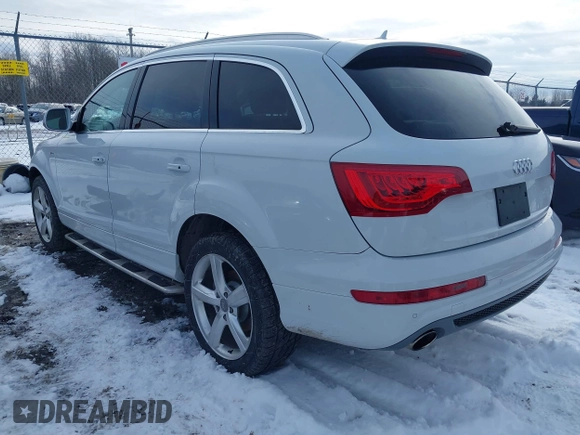 2012 Audi Q7 3.0T S line with VIN WA1DGAFE8CD010319, listed as a IAAI auction lot 41649288 with 148,379 mi miles. Bid and sale history available at carsss.com. Image 3.