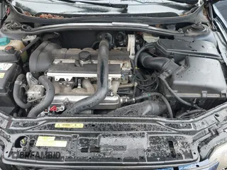 2002 Volvo V70 with VIN YV1SW58D921186348, listed as a IAAI auction lot 40729522 with 159,385 mi miles and . Bid and sale history available at DreamBid. Image 10.