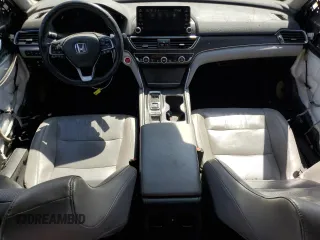 2018 Honda Accord Touring with VIN 1HGCV2F98JA021871, listed as a Copart auction lot 60749095 with 105,824 mi miles and Salvage title. Bid and sale history available at DreamBid. Image 8.