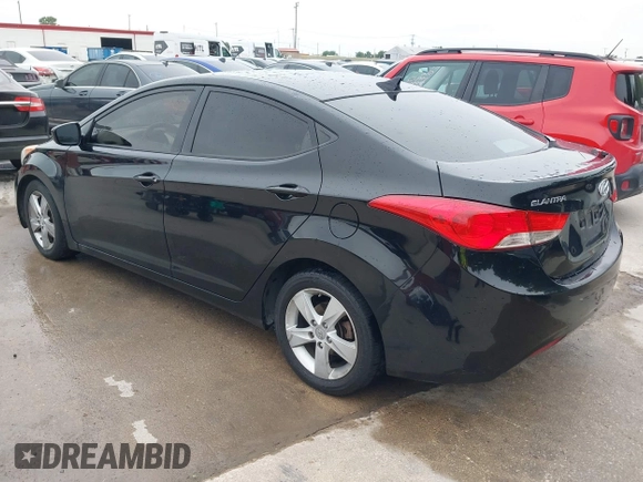 2013 Hyundai Elantra GLS z VIN 5NPDH4AE2DH309635, wystawiony jako IAAI lot #42439219 z przebiegiem 263 297 mil mil oraz . Historia ofert i sprzedaży dostępna na DreamBid. Obrazek 3.