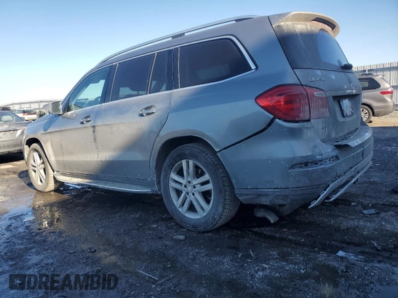 2015 Mercedes-Benz GL-Class GL 450 with VIN 4JGDF6EE3FA586487, listed as a Copart auction lot 42849895 with 138,884 mi miles and Salvage Title. Bid and sale history available at carsss.com. Image 2.