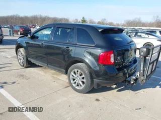 2013 Ford Edge SEL z VIN 2FMDK4JC3DBB94180, wystawiony jako IAAI lot #41899199 z przebiegiem 87 302 mil mil oraz . Historia ofert i sprzedaży dostępna na DreamBid. Obrazek 3.
