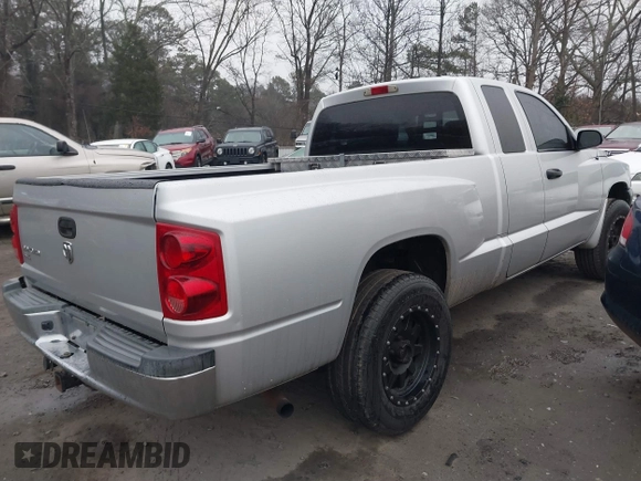 2005 Dodge Dakota SLT с VIN 1D7HE42K25S309240, выставлен на аукционе IAAI как лот 41553779 с пробегом 203 769 миль миль и . История ставок и продаж доступна на DreamBid. Изображение 4.