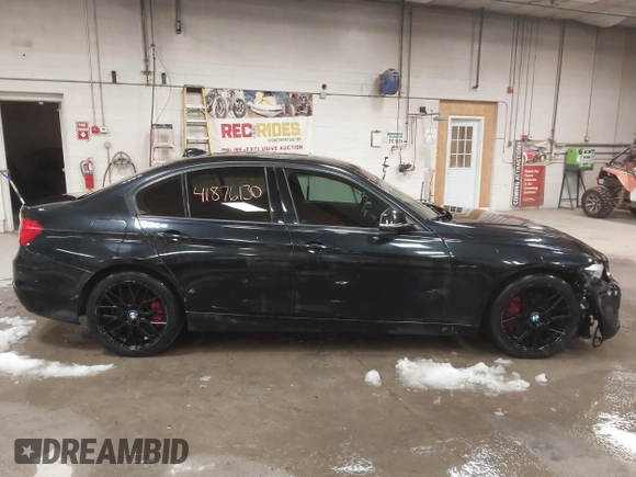 2013 BMW 3 Series 328i xDrive with VIN WBA3B3C5XDF532372, listed as a IAAI auction lot 41876130 with 121,545 mi miles and . Bid and sale history available at DreamBid. Image 13.