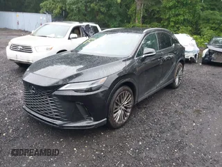 2023 Lexus RX 350 z VIN 2T2BAMCA9PC014394, wystawiony jako IAAI lot #42510351 z przebiegiem 17 466 mil mil oraz . Historia ofert i sprzedaży dostępna na DreamBid. Obrazek 17.