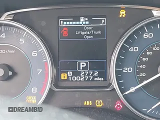2015 Subaru Impreza Limited z VIN JF1GJAN65FH017553, wystawiony jako IAAI lot #41721212 z przebiegiem 100 277 mil mil oraz . Historia ofert i sprzedaży dostępna na DreamBid. Obrazek 15.