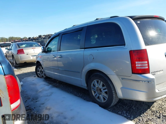 2009 Chrysler Town & Country Limited with VIN 2A8HR64X59R600947, listed as a IAAI auction lot 41385494 with 256,709 mi miles. Bid and sale history available at carsss.com. Image 3.