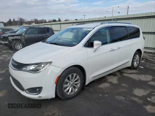 2018 Chrysler Pacifica Touring L with VIN 2C4RC1BGXJR131734, listed as a Copart auction lot 87932215 with 72,072 mi miles and Salvage Title. Bid and sale history available at DreamBid. Image 1.
