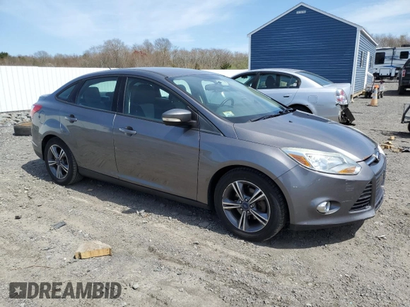 2014 Ford Focus SE with VIN 1FADP3F2XEL445770, listed as a Copart auction lot 54450155 with 97,865 mi miles and Clean Title. Bid and sale history available at carsss.com. Image 4.