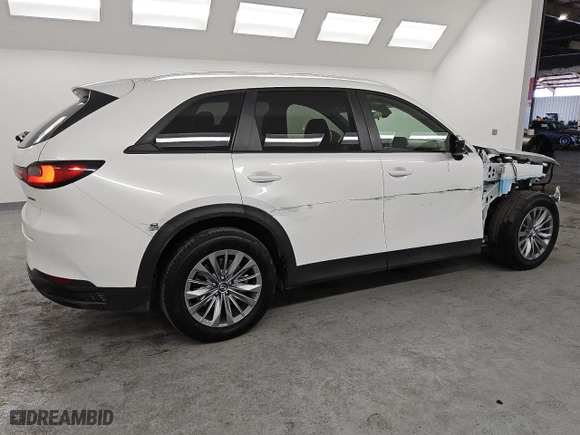 2024 Mazda CX-90 3.3 Turbo Select with VIN JM3KKAHD9R1161638, listed as a Copart auction lot 47696605 with 28,549 mi miles and Clean Title. Bid and sale history available at carsss.com. Image 3.