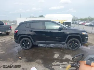 2020 Jeep Compass Latitude with VIN 3C4NJDBB7LT157685, listed as a IAAI auction lot 41928970 with 108,163 mi miles. Bid and sale history available at carsss.com. Image 13.