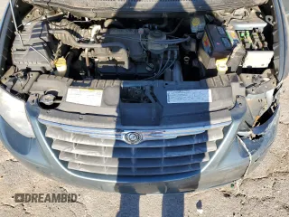 2006 Chrysler Town & Country LWB Touring with VIN 2A4GP54LX6R812460, listed as a Copart auction lot 81747164 with 101,341 mi miles and Salvage Title. Bid and sale history available at carsss.com. Image 12.