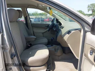 2007 Ford Focus SE с VIN 1FAHP36N87W117244, выставлен на аукционе IAAI как лот 42482087 с пробегом 117 743 миль миль и . История ставок и продаж доступна на DreamBid. Изображение 5.