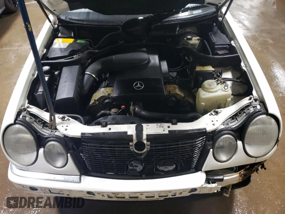 1997 Mercedes-Benz E-Class with VIN WDBJF72F6VA263199, listed as a Copart auction lot 43445715 with 121,444 mi miles and Salvage Title. Bid and sale history available at carsss.com. Image 11.