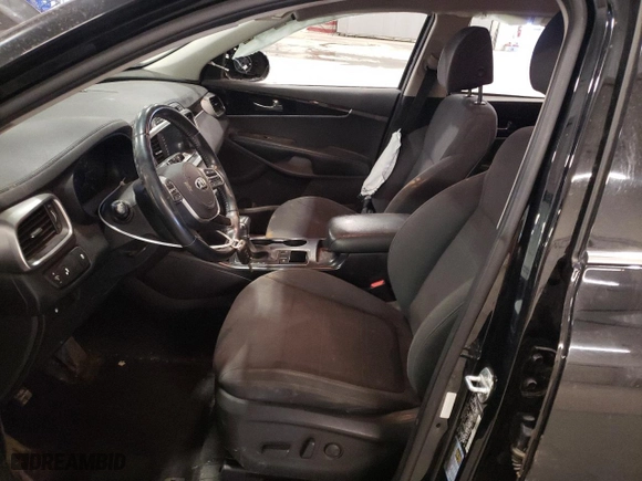 2019 Kia Sorento L with VIN 5XYPG4A38KG451295, listed as a Copart auction lot 50031315 with 82,023 mi miles and Salvage Title. Bid and sale history available at carsss.com. Image 7.