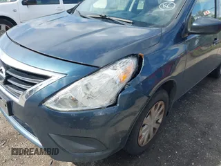 2016 Nissan Versa S Plus with VIN 3N1CN7AP2GL913006, listed as a IAAI auction lot 41989696 with 260,168 mi miles. Bid and sale history available at carsss.com. Image 6.