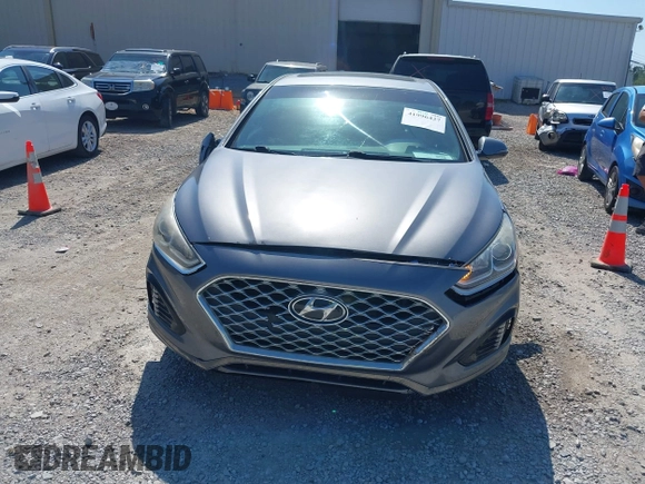 2018 Hyundai Sonata Sport with VIN 5NPE34AFXJH675527, listed as a IAAI auction lot 41996427 with 127,757 mi miles and . Bid and sale history available at carsss.com. Image 12.