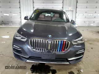 2019 BMW X5 xDrive40i z VIN 5UXCR6C5XKLL21055, wystawiony jako Copart lot #58574775 z przebiegiem 45 017 mil mil oraz Szkoda całkowita • Salvage title. Historia ofert i sprzedaży dostępna na DreamBid. Obrazek 5.