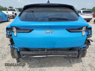 2022 Ford Mustang Mach-E GT z VIN 3FMTK4SX7NMA59975, wystawiony jako Copart lot #57422535 z przebiegiem 44 564 mil mil oraz Szkoda całkowita • Salvage title. Historia ofert i sprzedaży dostępna na DreamBid. Obrazek 6.