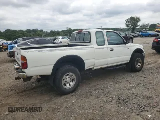 1996 Toyota Tacoma with VIN 4TAWN72N6TZ098086, listed as a Copart auction lot 64566685 with 379,805 mi miles and Salvage title. Bid and sale history available at DreamBid. Image 3.