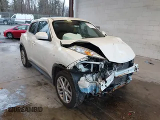 2013 Nissan Juke S with VIN JN8AF5MV1DT221881, listed as a IAAI auction lot 41192176 with 71,042 mi miles. Bid and sale history available at carsss.com. Image 1.