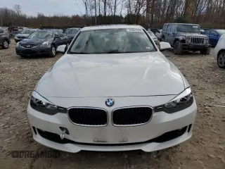 2013 BMW 3 Series 328i xDrive with VIN WBA3B5C50DJ598728, listed as a Copart auction lot 78257134 with 93,106 mi miles and Salvage Title. Bid and sale history available at carsss.com. Image 5.