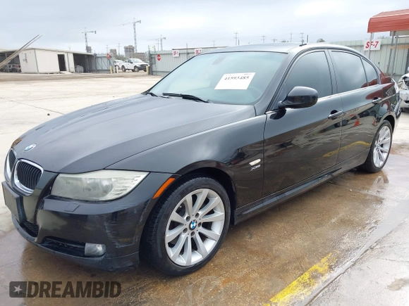 2011 BMW 3 Series 328i xDrive with VIN WBAPK7C59BF082168, listed as a IAAI auction lot 41593485 with 203,099 mi miles. Bid and sale history available at carsss.com. Image 2.