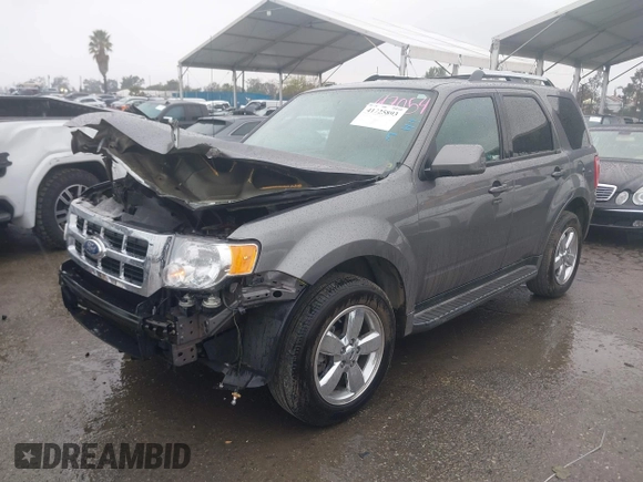 2010 Ford Escape Limited с VIN 1FMCU0EG8AKB81518, выставлен на аукционе IAAI как лот 41725893 с пробегом 142 640 миль миль и . История ставок и продаж доступна на DreamBid. Изображение 18.
