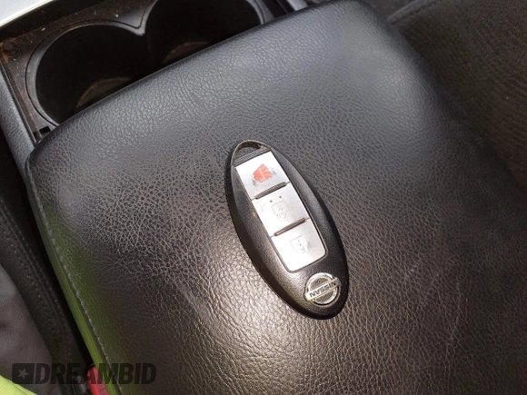 2011 Nissan Murano SV z VIN JN8AZ1MWXBW185399, wystawiony jako IAAI lot #42060072 z przebiegiem 170 587 mil mil oraz . Historia ofert i sprzedaży dostępna na DreamBid. Obrazek 11.