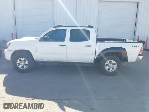 2011 Toyota Tacoma PreRunner with VIN 3TMJU4GN8BM111705, listed as a IAAI auction lot 41817612 with 212,334 mi miles and . Bid and sale history available at DreamBid. Image 14.