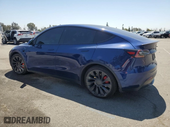 2021 Tesla Model Y Performance z VIN 5YJYGDEF0MF157795, wystawiony jako Copart lot #57163245 z przebiegiem 62 598 mil mil oraz Szkoda całkowita • Salvage title. Historia ofert i sprzedaży dostępna na DreamBid. Obrazek 2.