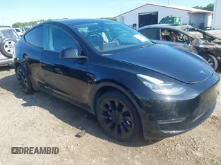 2022 Tesla Model Y Long Range z VIN 7SAYGDEE6NF385120, wystawiony jako IAAI lot #42194477 z przebiegiem 42 201 mil mil oraz . Historia ofert i sprzedaży dostępna na DreamBid. Obrazek 1.